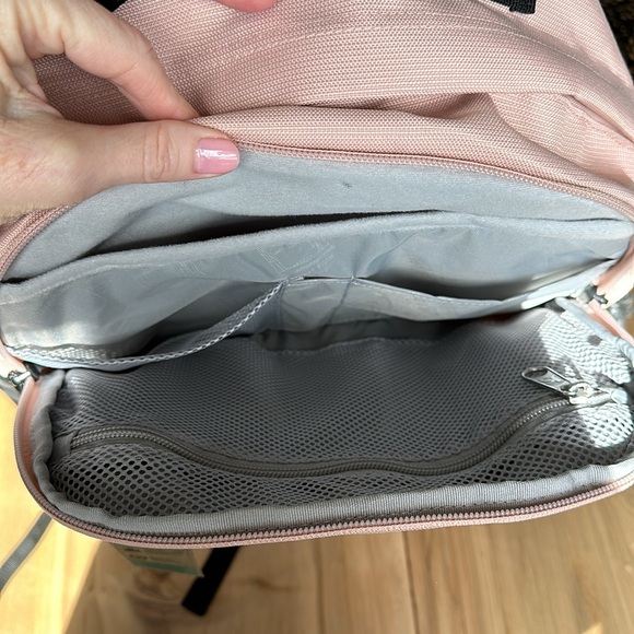 Backpack (Inbound Pack) in Misty Rose - Picture 3 of 8